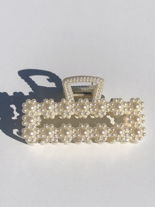 Pearl Hair Claw clip